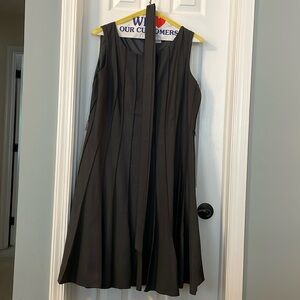 Calvin Klein Size 14 gray pleated dress with tie